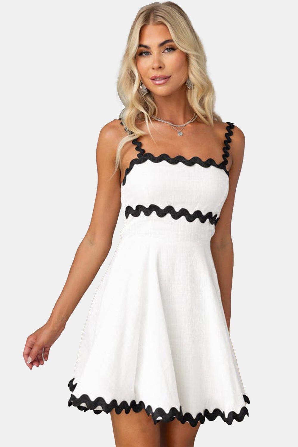 Trendsi Fall White / S Contrast Trim Square Neck Mini Dress Contrast Trim Square Neck Mini Dress