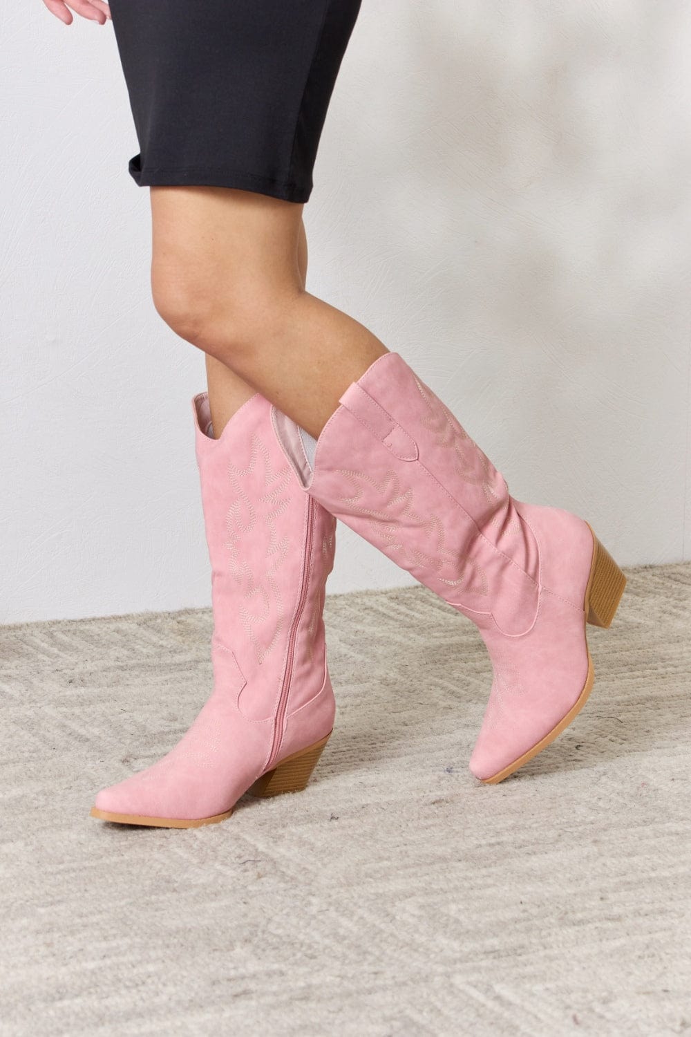 Trendsi Forever Link Knee High Cowboy Boots Forever Link Knee High Cowboy Boots