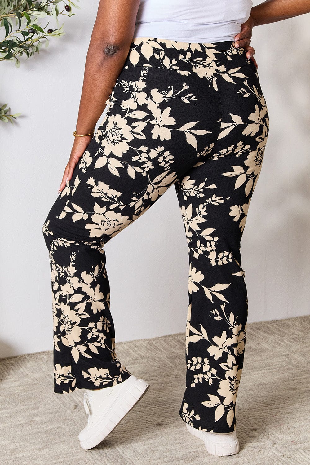 Trendsi Heimish Full Size High Waist Floral Flare Pants Heimish Full Size High Waist Floral Flare Pants