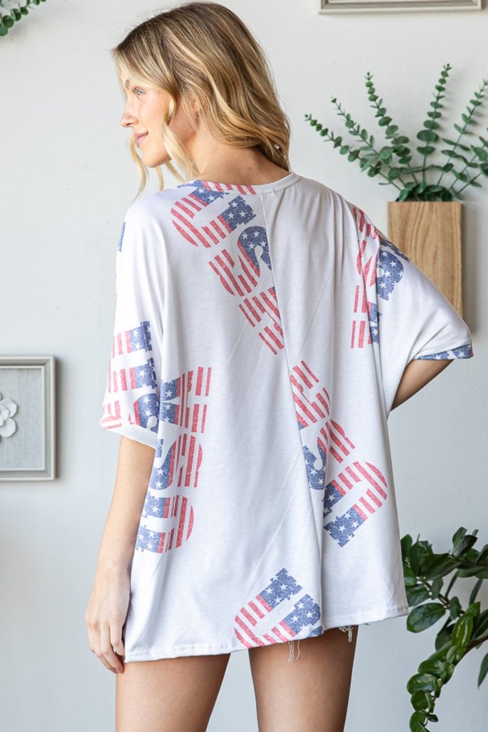 Trendsi HOPELY Letter Graphic Round Neck T-Shirt HOPELY Letter Graphic Round Neck T-Shirt