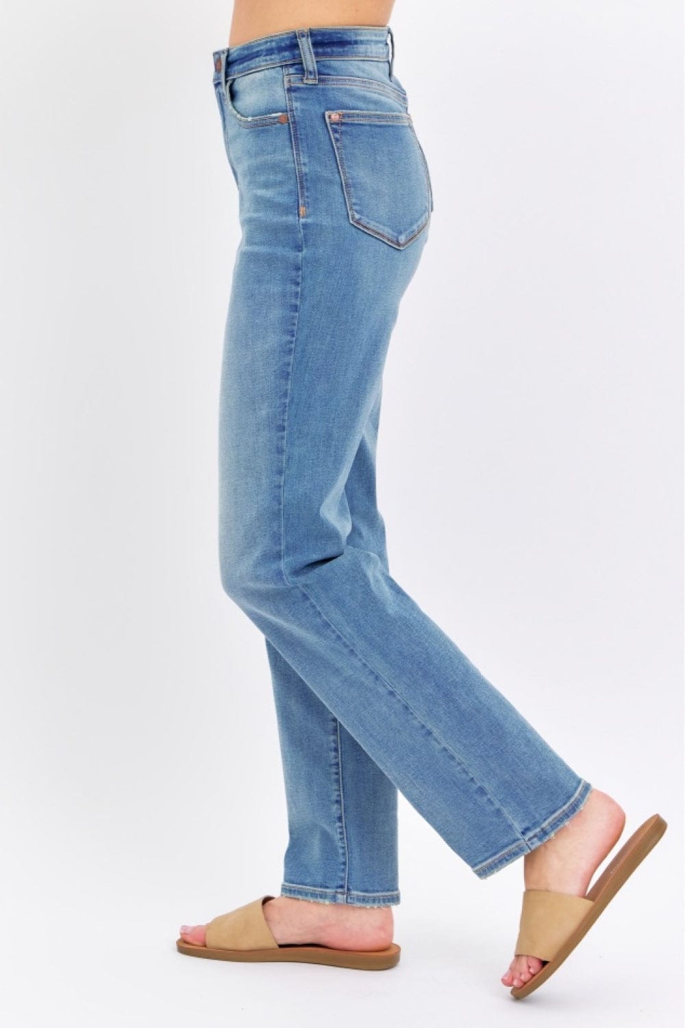 Trendsi Judy Blue Full Size High Waist Straight Jeans Judy Blue Full Size High Waist Straight Jeans