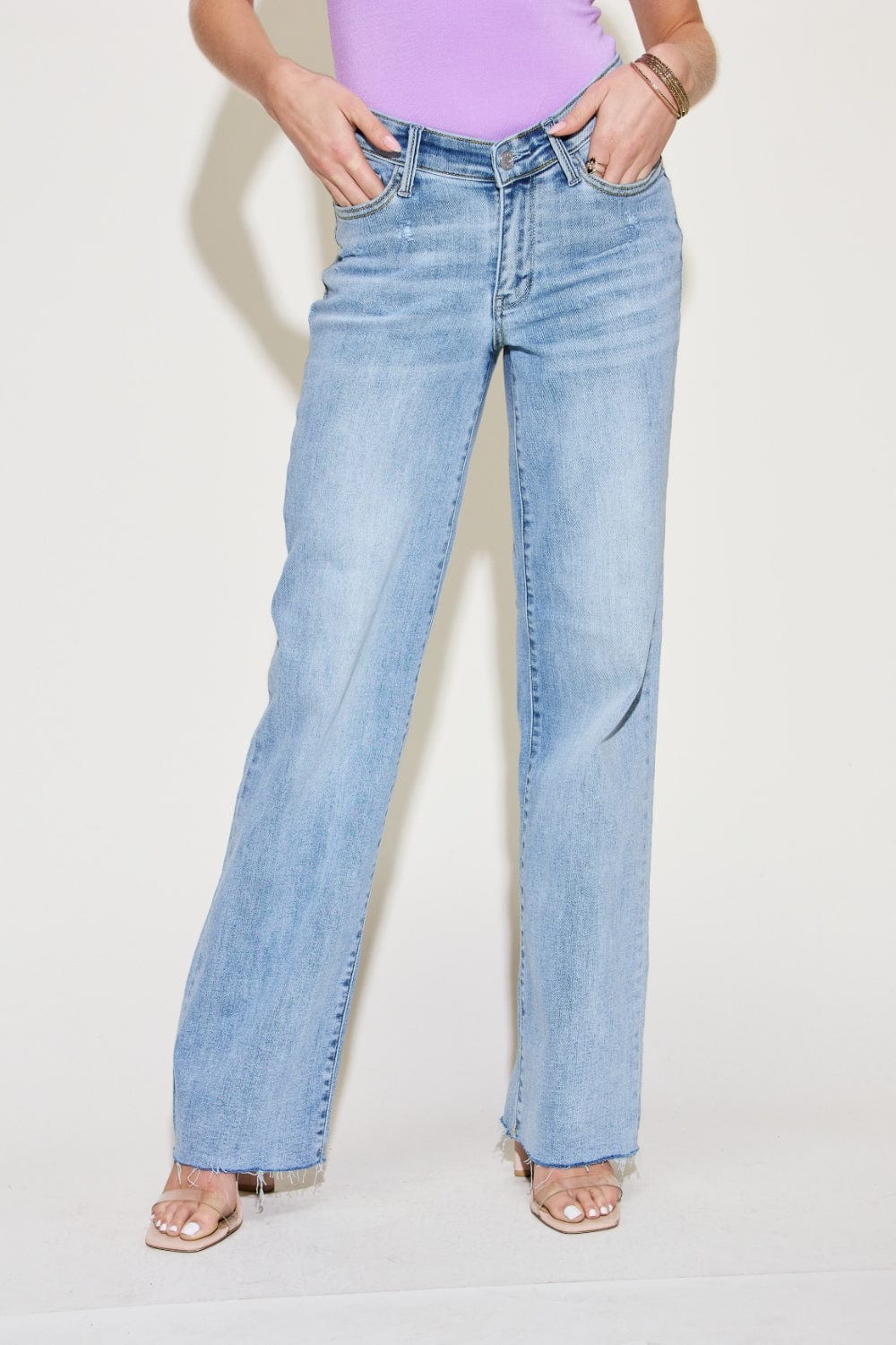Trendsi Judy Blue Full Size V Front Waistband Straight Jeans Judy Blue Full Size V Front Waistband Straight Jeans
