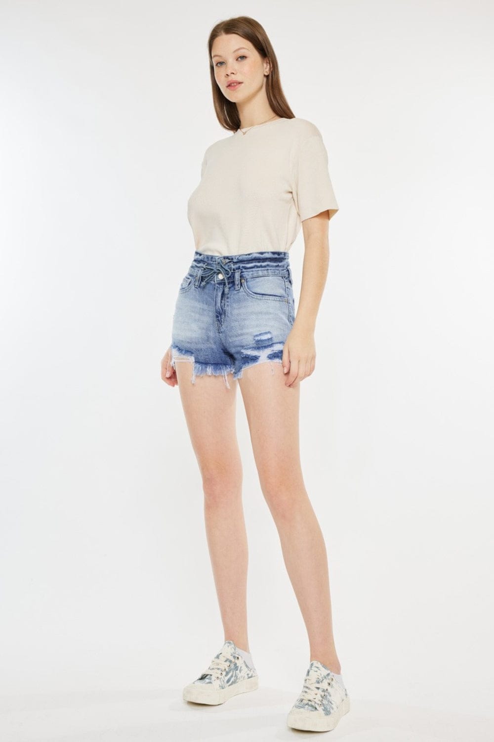 Trendsi Kancan High Rise Frayed Hem Denim Shorts Kancan High Rise Frayed Hem Denim Shorts