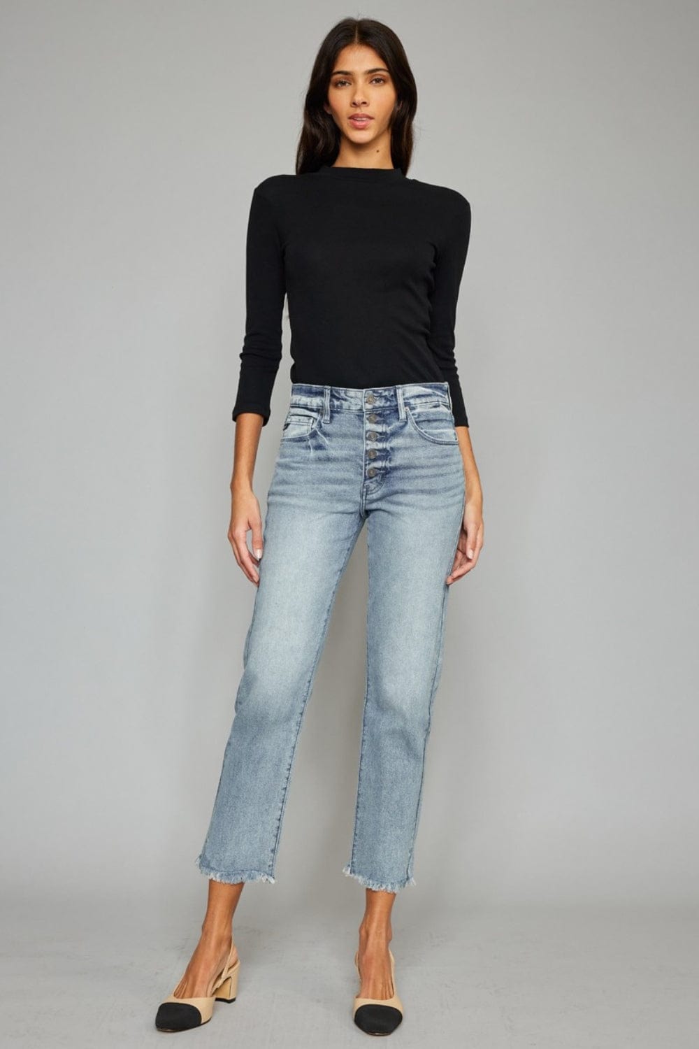 Trendsi Kancan High Waist Button Fly Raw Hem Cropped Straight Jeans Kancan High Waist Button Fly Raw Hem Cropped Straight Jeans