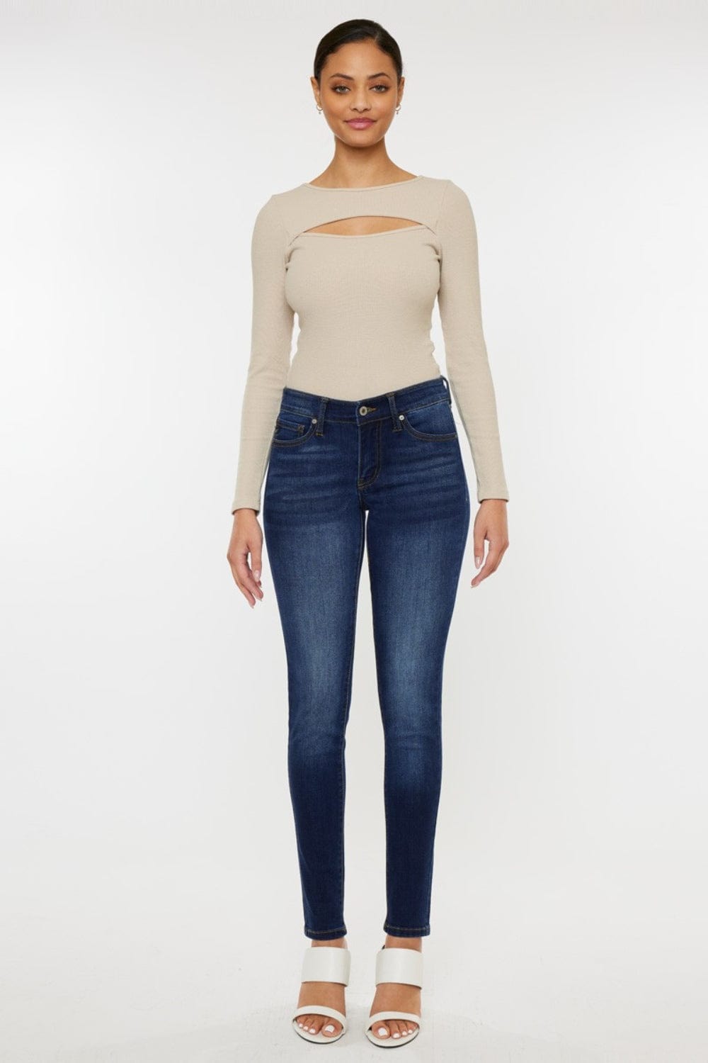 Trendsi Kancan Mid Rise Gradient Skinny Jeans Kancan Mid Rise Gradient Skinny Jeans