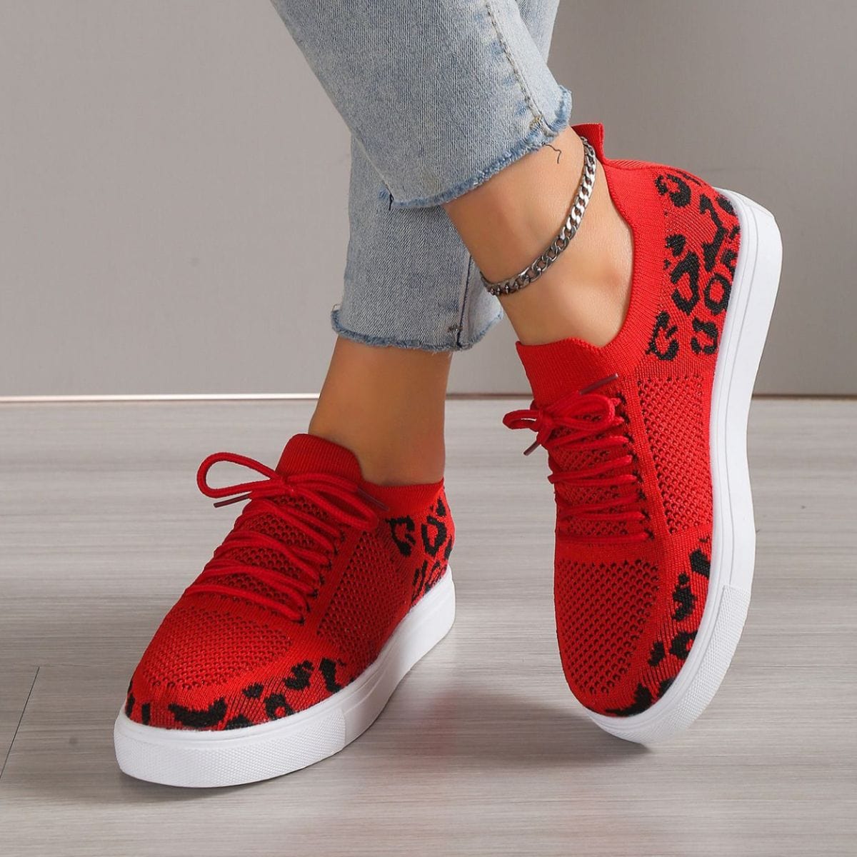 Trendsi Lace-Up Leopard Flat Sneakers Lace-Up Leopard Flat Sneakers