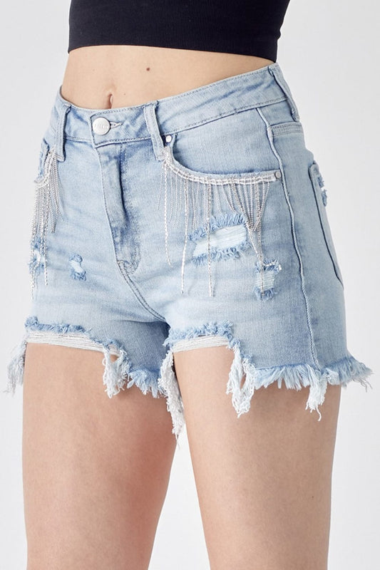 Trendsi LIGHT / S RISEN Frayed Hem Denim Shorts with Fringe Detail Pockets RISEN Frayed Hem Denim Shorts with Fringe Detail Pockets