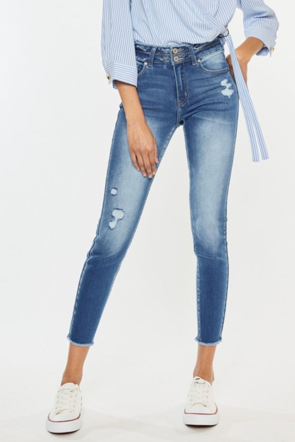Trendsi MED / 0(23) Kancan Distressed Raw Hem High Waist Jeans Kancan Distressed Raw Hem High Waist Jeans