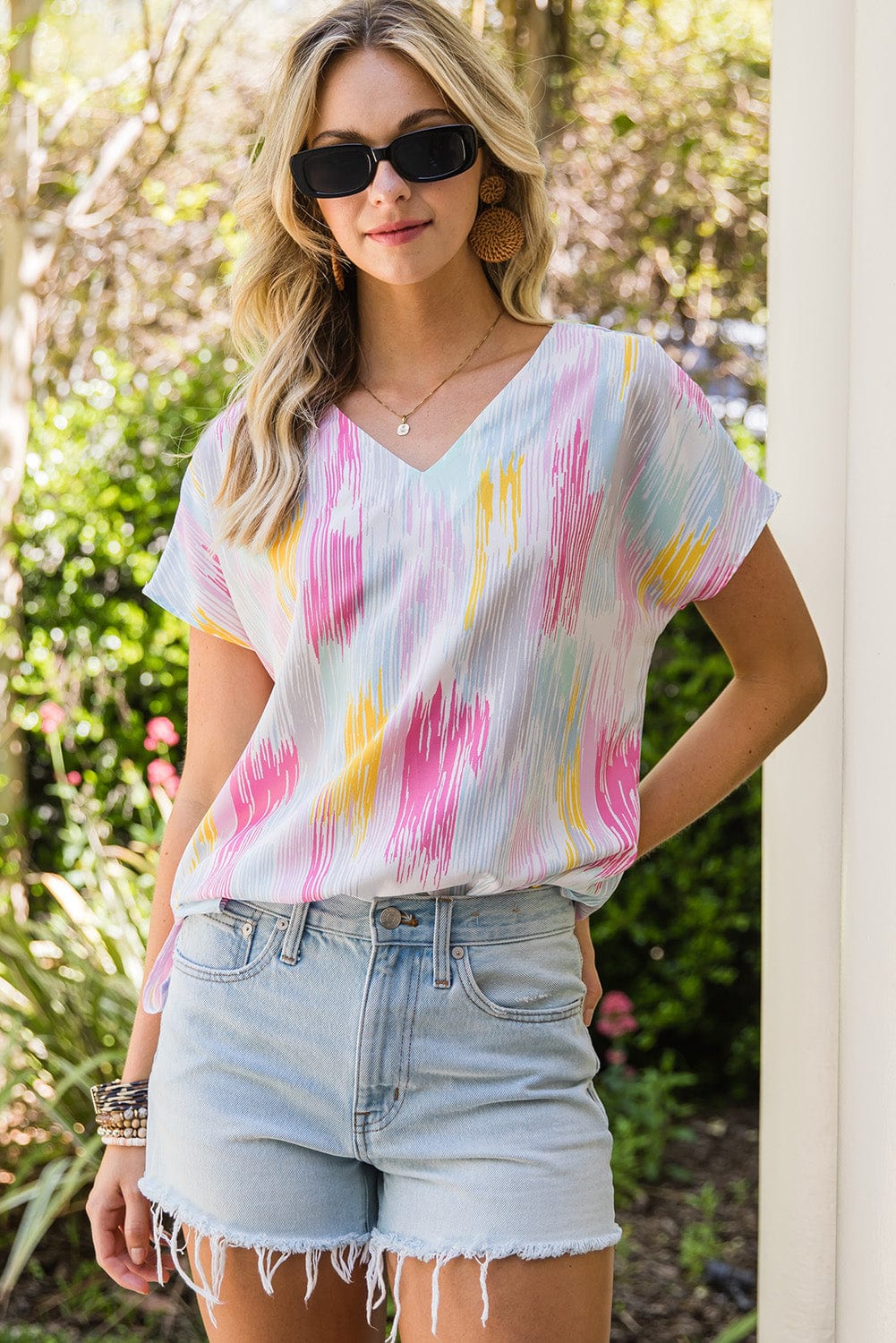 Trendsi Multicolor / S High-Low V-Neck Short Sleeve Blouse High-Low V-Neck Short Sleeve Blouse