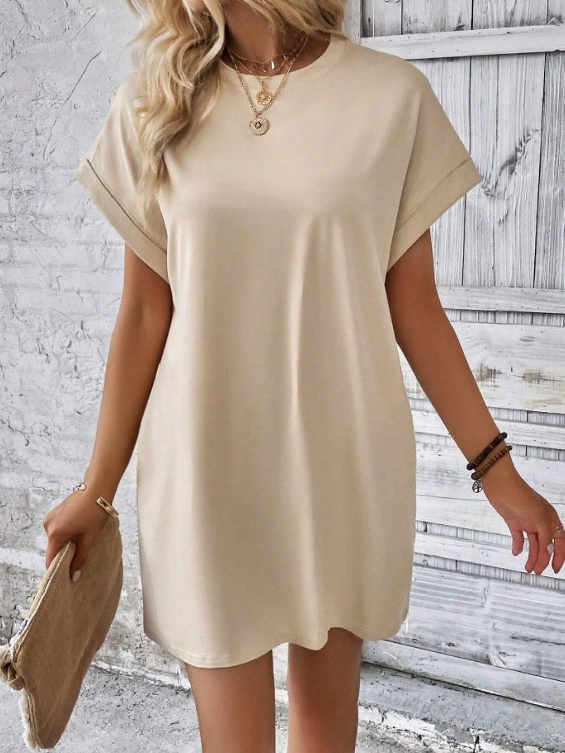 Trendsi Pocketed Round Neck Short Sleeve Dress Pocketed Round Neck Short Sleeve Dress