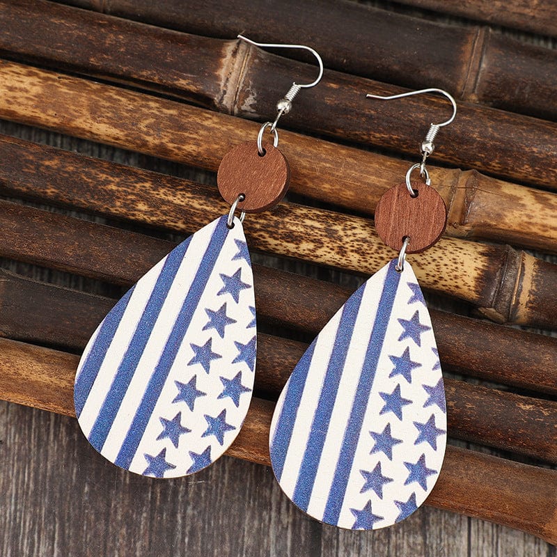 Trendsi Printed PU Leather Dangle Earrings Printed PU Leather Dangle Earrings