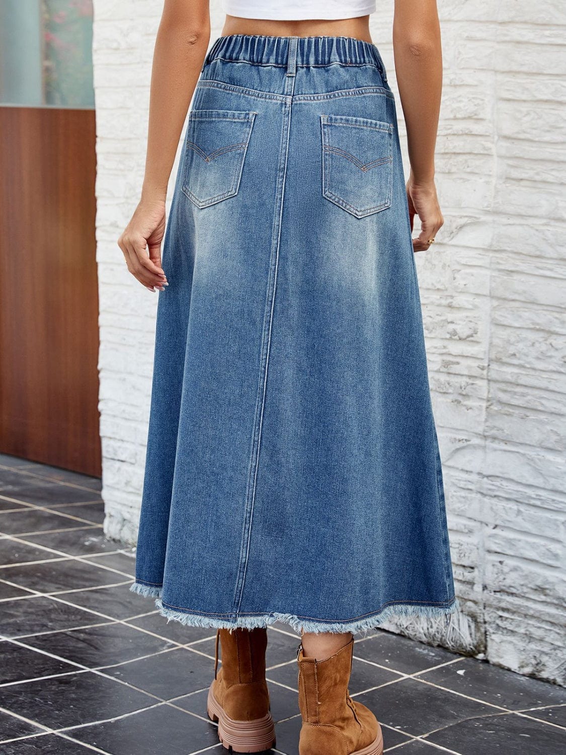 Trendsi Raw Hem Buttoned Denim Skirt with Pockets Raw Hem Buttoned Denim Skirt with Pockets