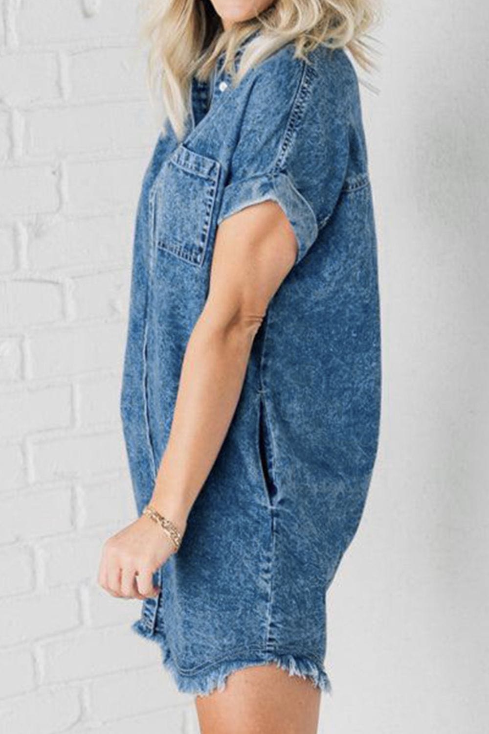 Trendsi Raw Hem Pocketed Cap Sleeve Denim Dress Raw Hem Pocketed Cap Sleeve Denim Dress