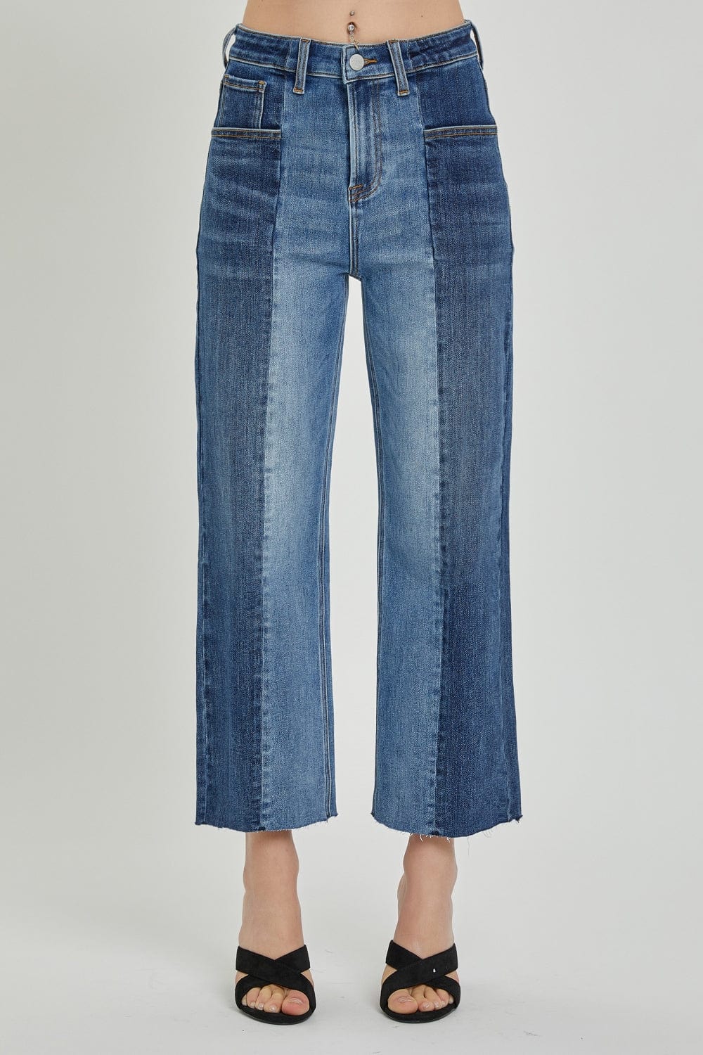 Trendsi RISEN Full Size Mid-Rise Waist Two-Tones Jeans with Pockets RISEN Full Size Mid-Rise Waist Two-Tones Jeans with Pockets