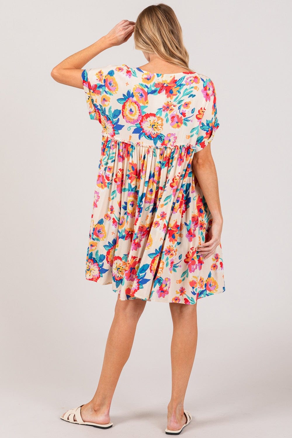 Trendsi SAGE + FIG Full Size Floral Button-Down Short Sleeve Dress SAGE + FIG Full Size Floral Button-Down Short Sleeve Dress