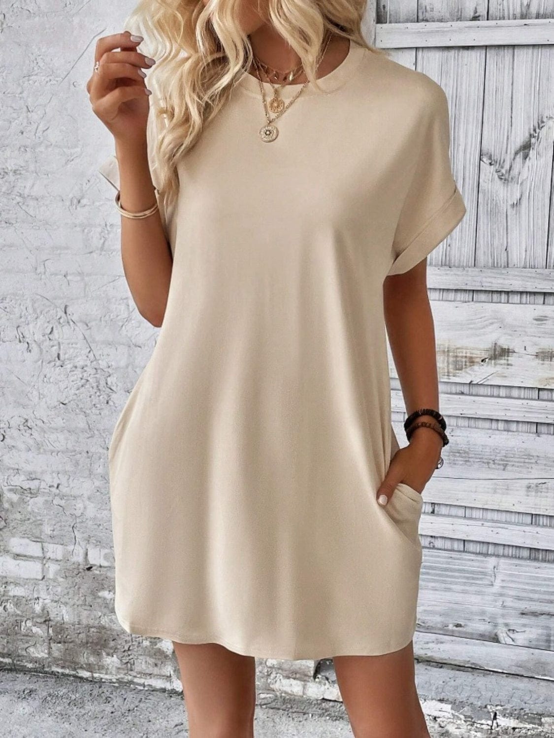Trendsi Sand / S Pocketed Round Neck Short Sleeve Dress Pocketed Round Neck Short Sleeve Dress