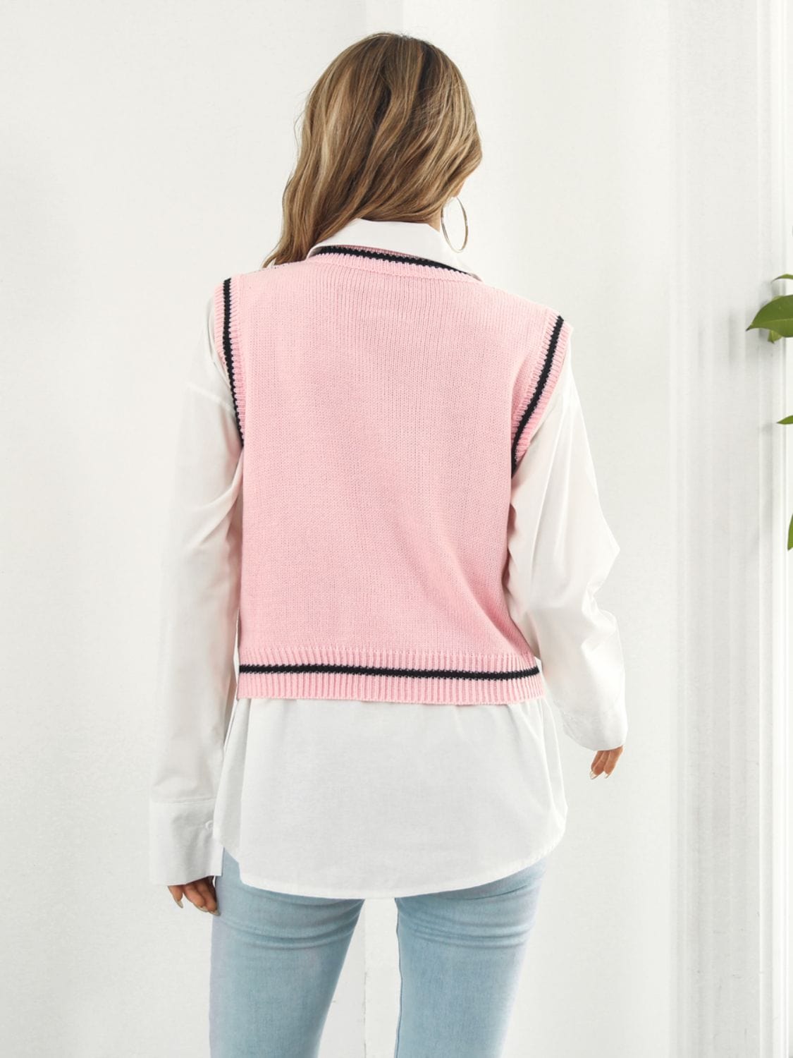 Trendsi Skull Contrast V-Neck Sweater Vest Skull Contrast V-Neck Sweater Vest