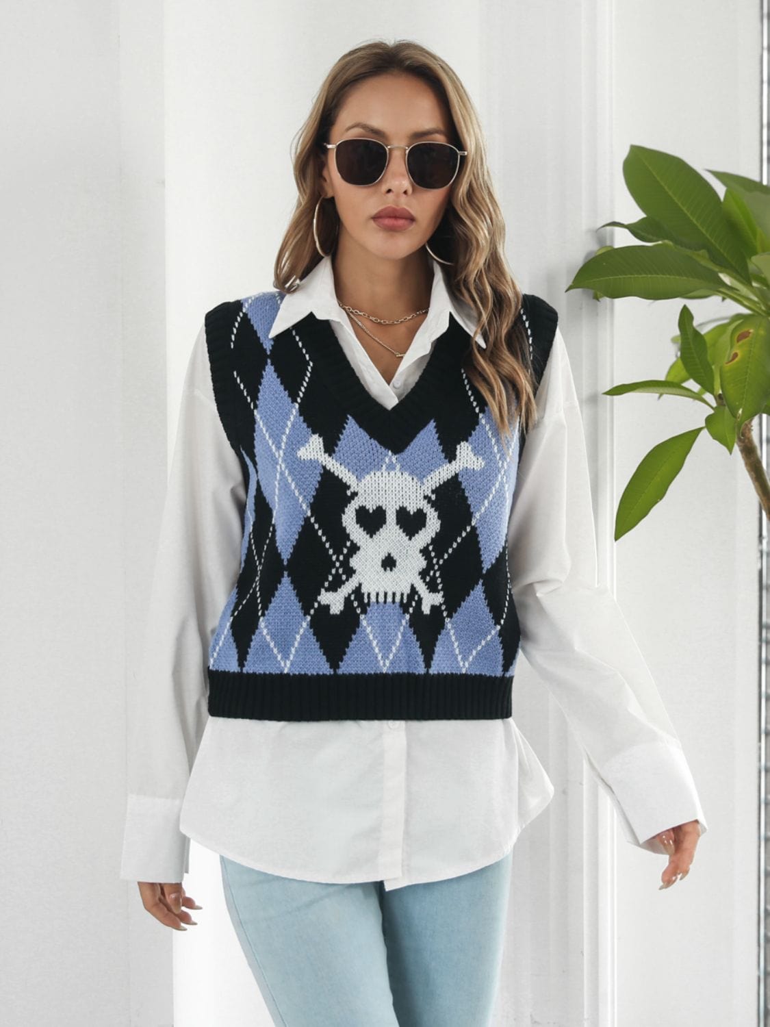 Trendsi Skull Geometric V-Neck Sweater Vest Skull Geometric V-Neck Sweater Vest