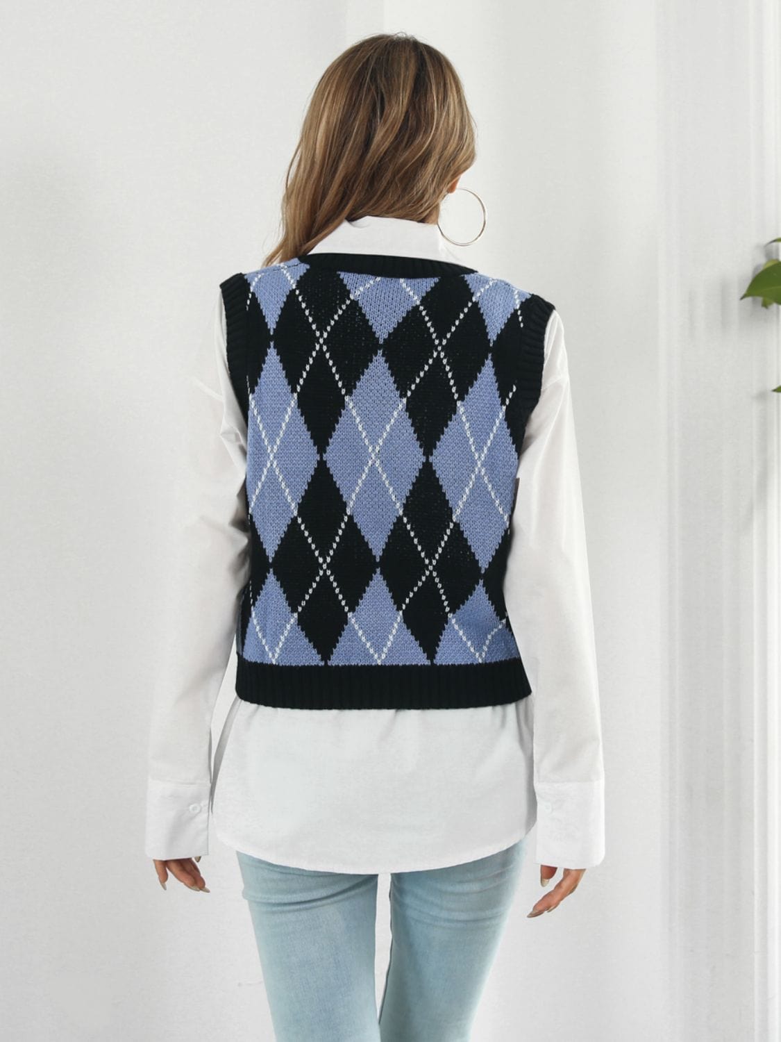 Trendsi Skull Geometric V-Neck Sweater Vest Skull Geometric V-Neck Sweater Vest
