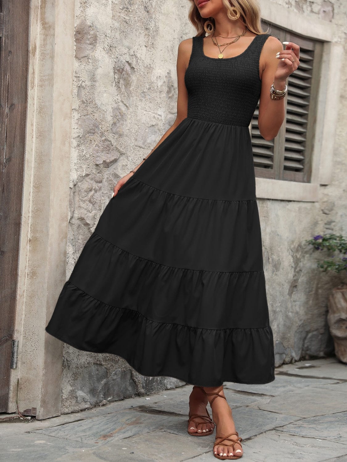 Trendsi Smocked Scoop Neck Sleeveless Tank Dress Smocked Scoop Neck Sleeveless Tank Dress