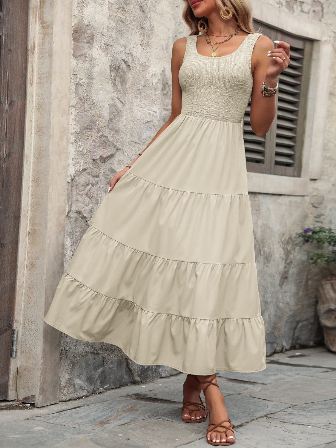 Trendsi Smocked Scoop Neck Sleeveless Tank Dress Smocked Scoop Neck Sleeveless Tank Dress