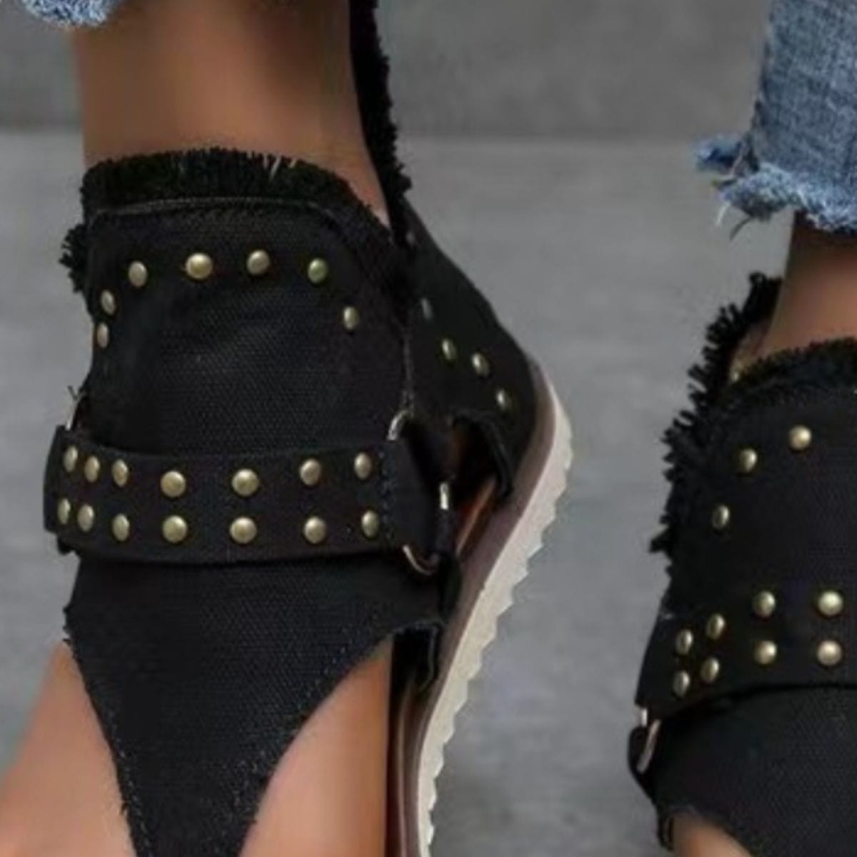 Trendsi Studded Raw Hem Flat Sandals Studded Raw Hem Flat Sandals