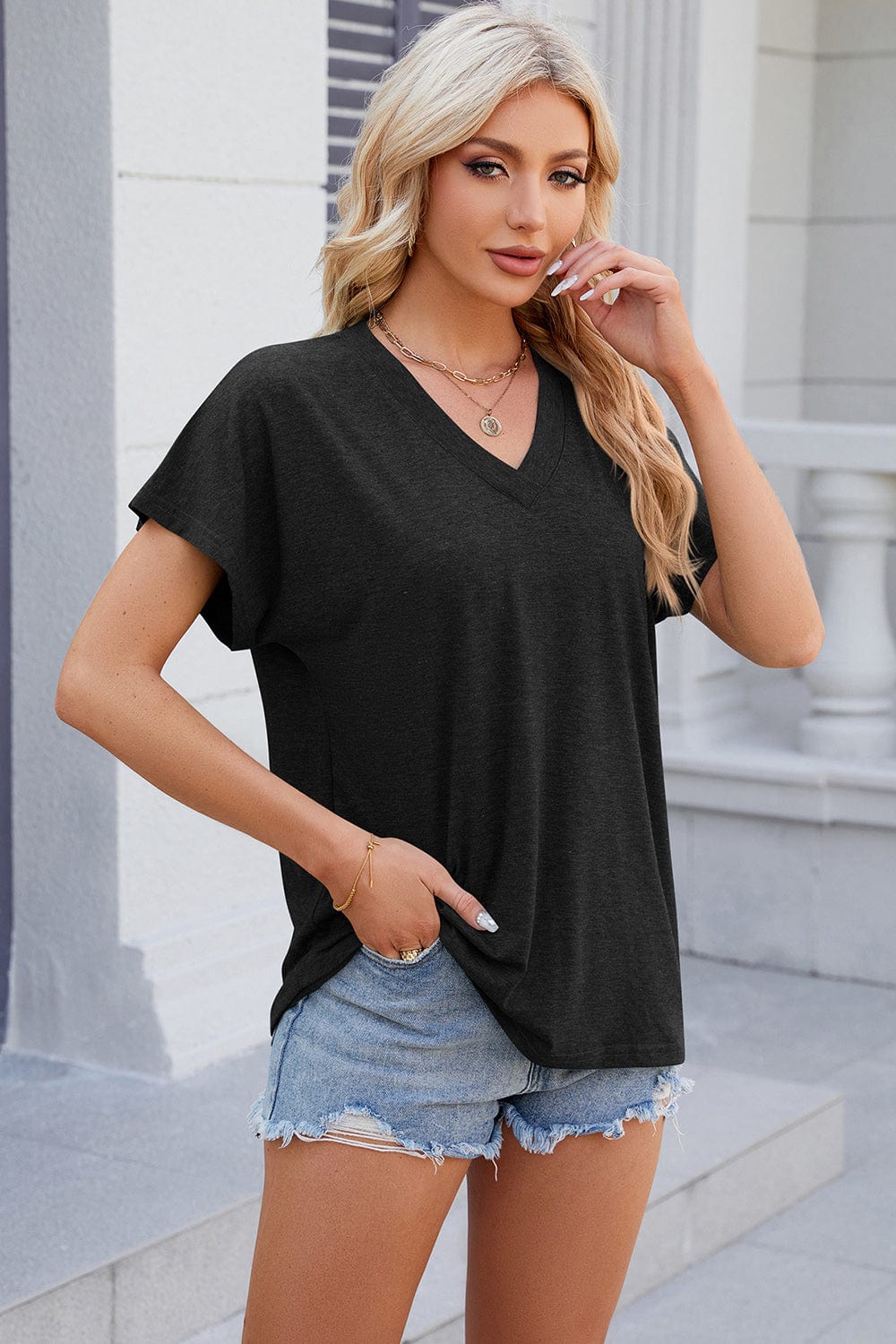 Trendsi V-Neck Short Sleeve T-Shirt V-Neck Short Sleeve T-Shirt