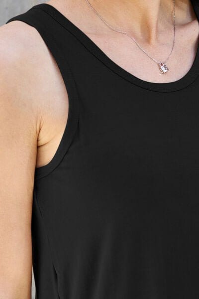 Trendsi Basic Bae Full Size Round Neck Tank Basic Bae Full Size Round Neck Tank