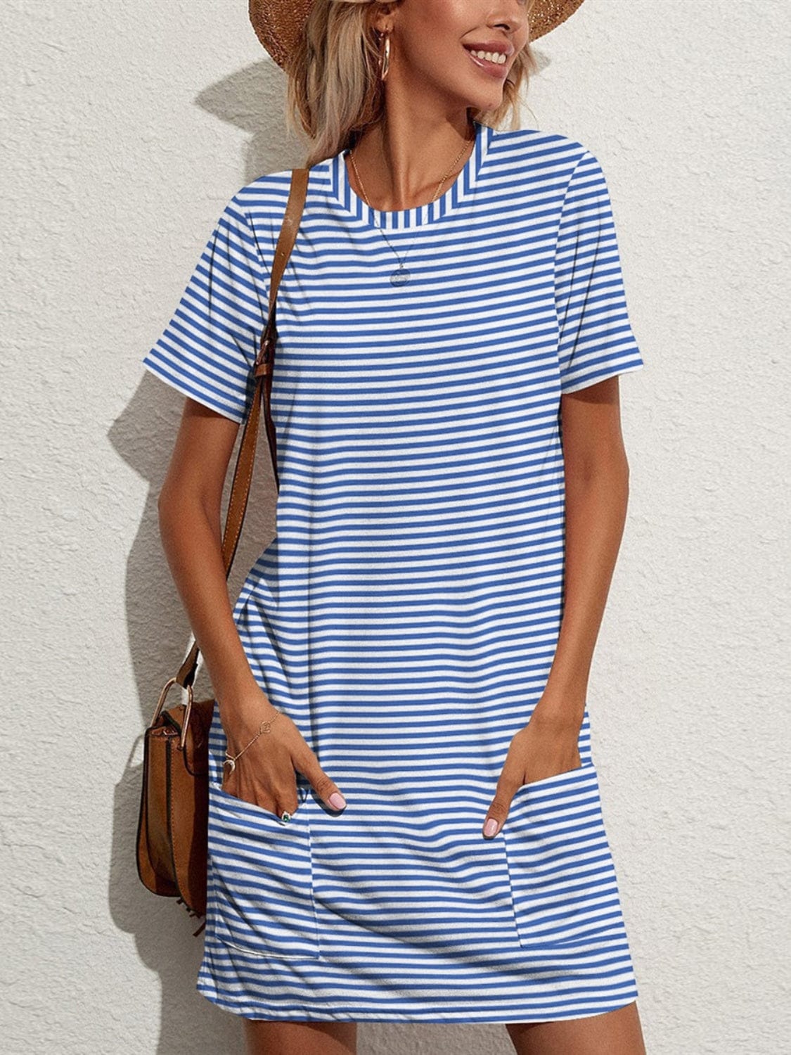 Trendsi Ultra marine / S Pocketed Striped Round Neck Short Sleeve Dress Pocketed Striped Round Neck Short Sleeve Dress